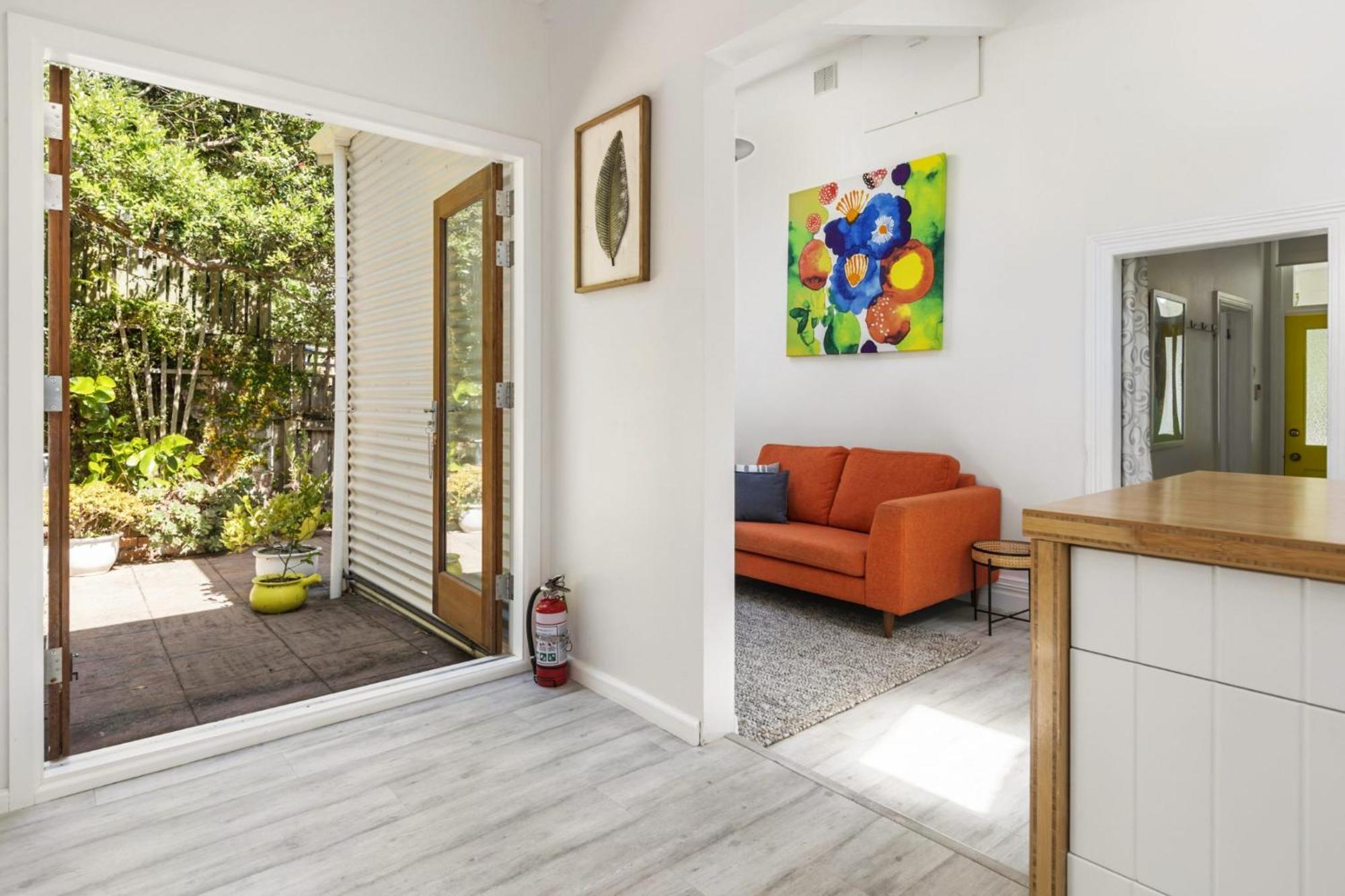 Peaceful & Private City Cottage With Carparks Веллингтон Экстерьер фото