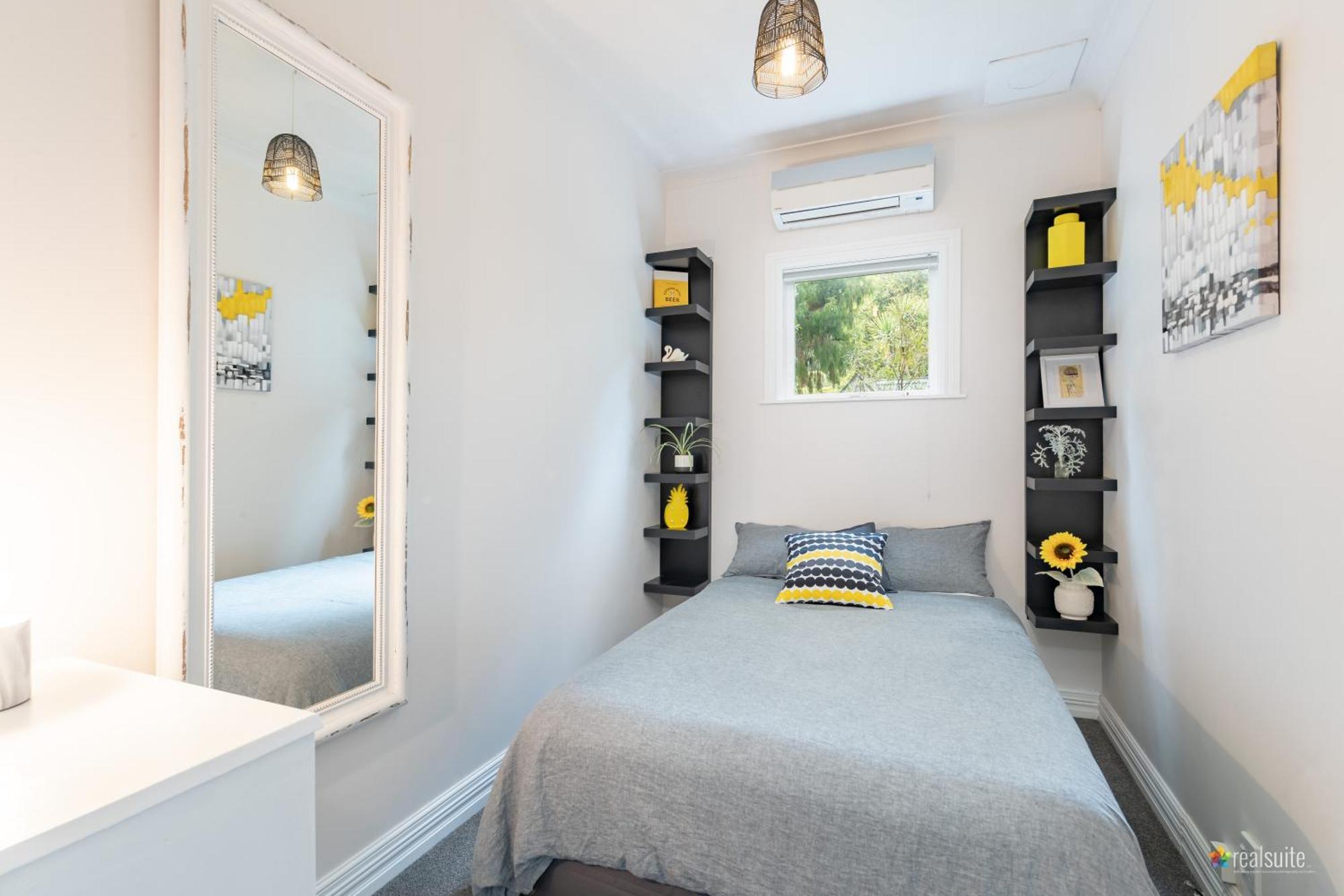 Peaceful & Private City Cottage With Carparks Веллингтон Экстерьер фото